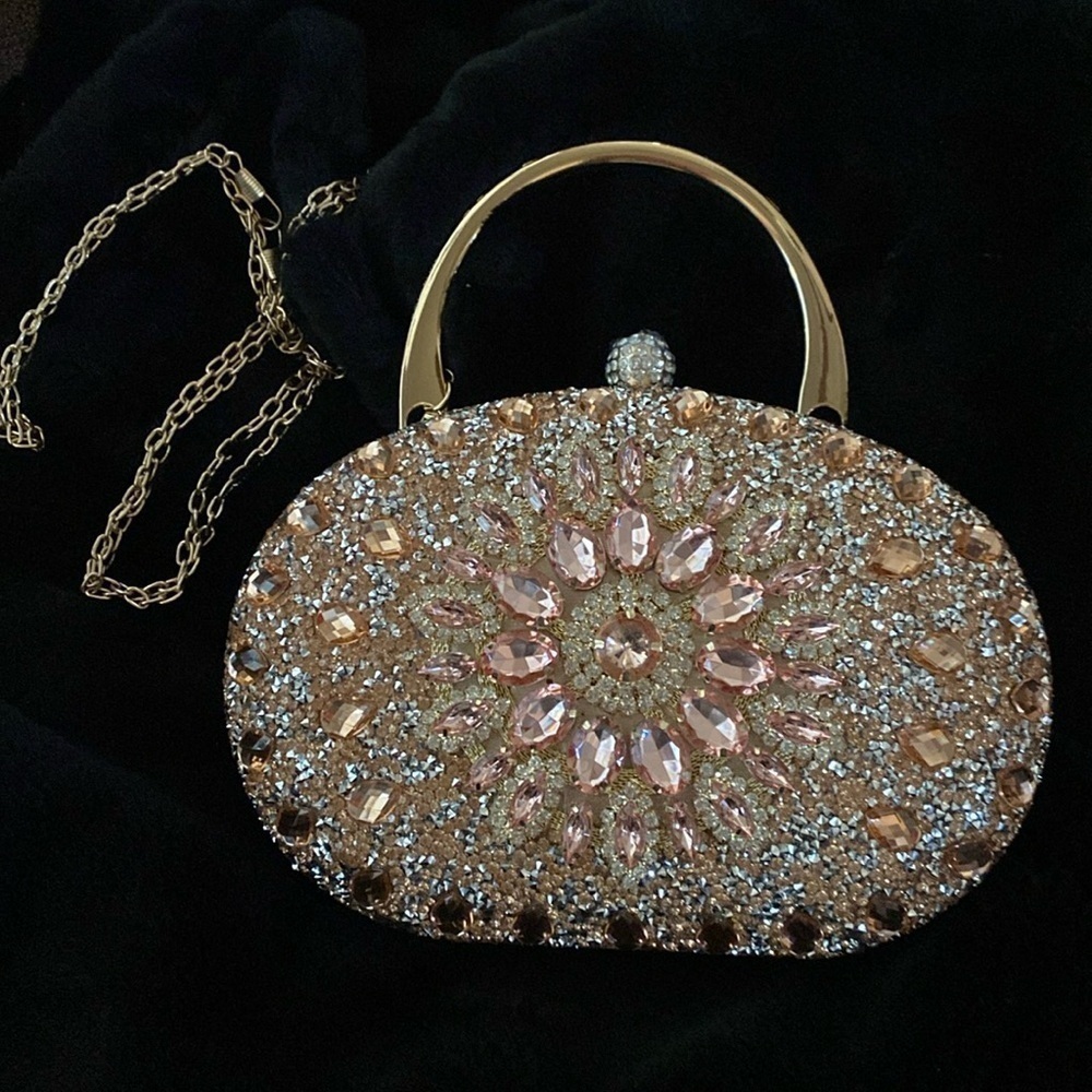 Ramla Jeweled Champagne Blush Shoulder Chain/Clutch Handbag βοΈLAST ONEβοΈ